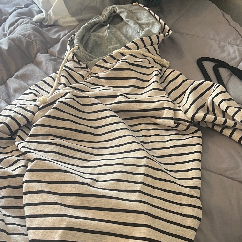 AMPERSAND AVE Striped Hoodie - Black and Cream